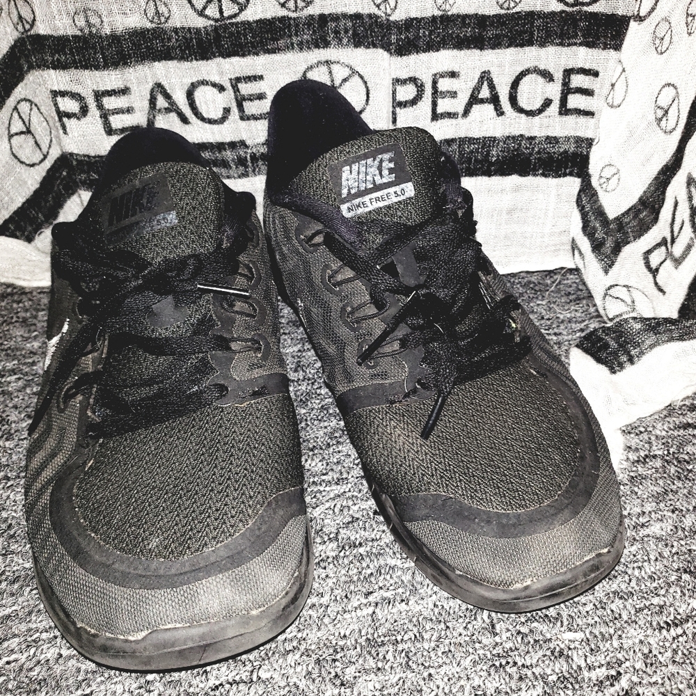 Nike free 5.0 womans size 9